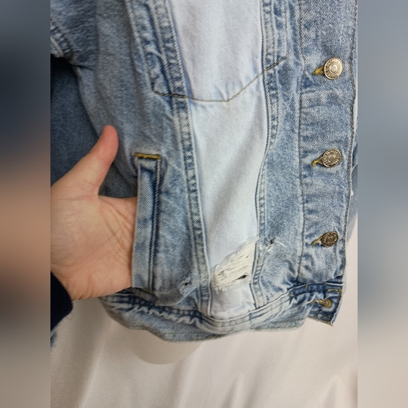 FOREVER 21 Distressed Thrash Grunge Patchwork Denim Relaxed Jacket (#1,376)(C) - Picture 5 of 10